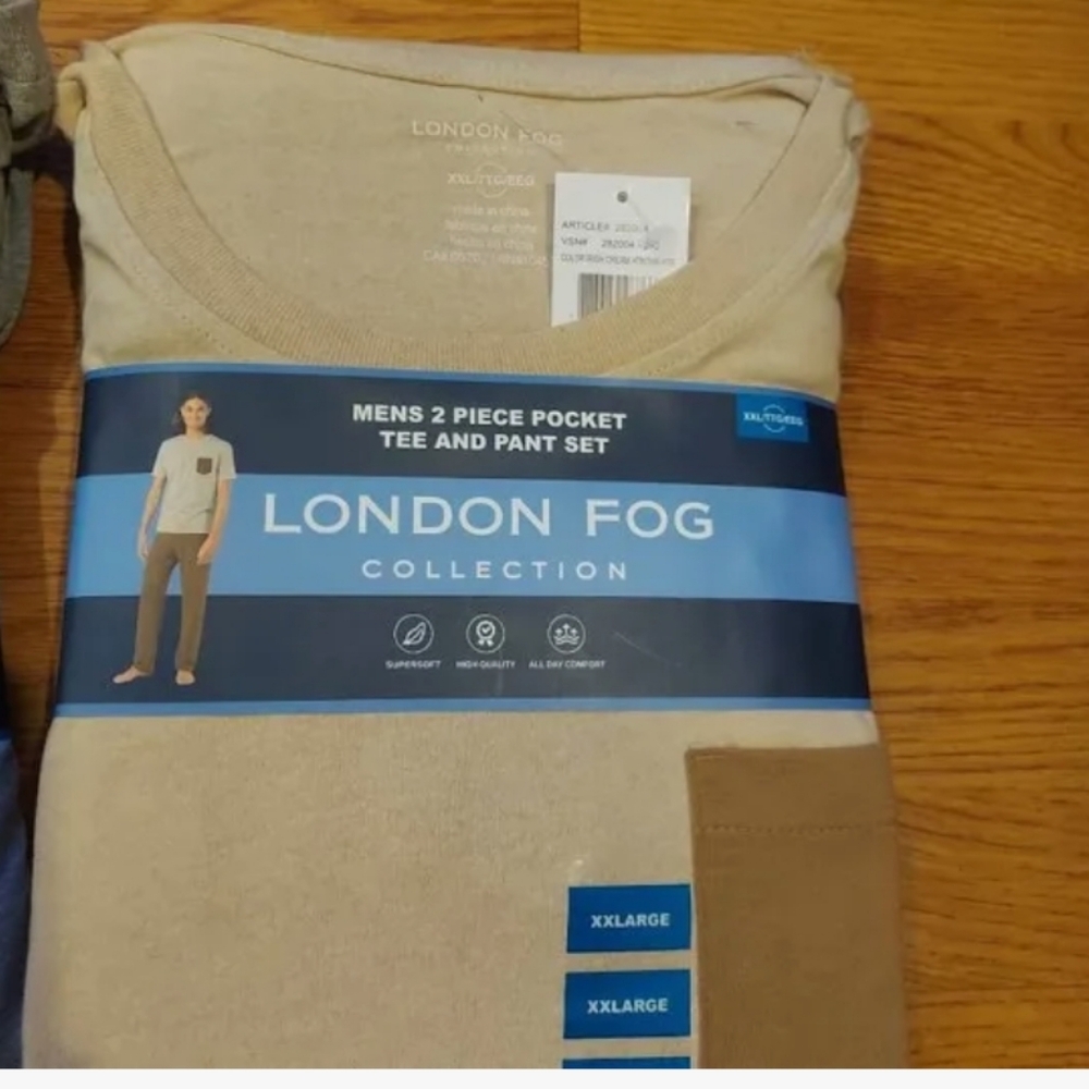London Fog Men's Beige Tee and Pant Set